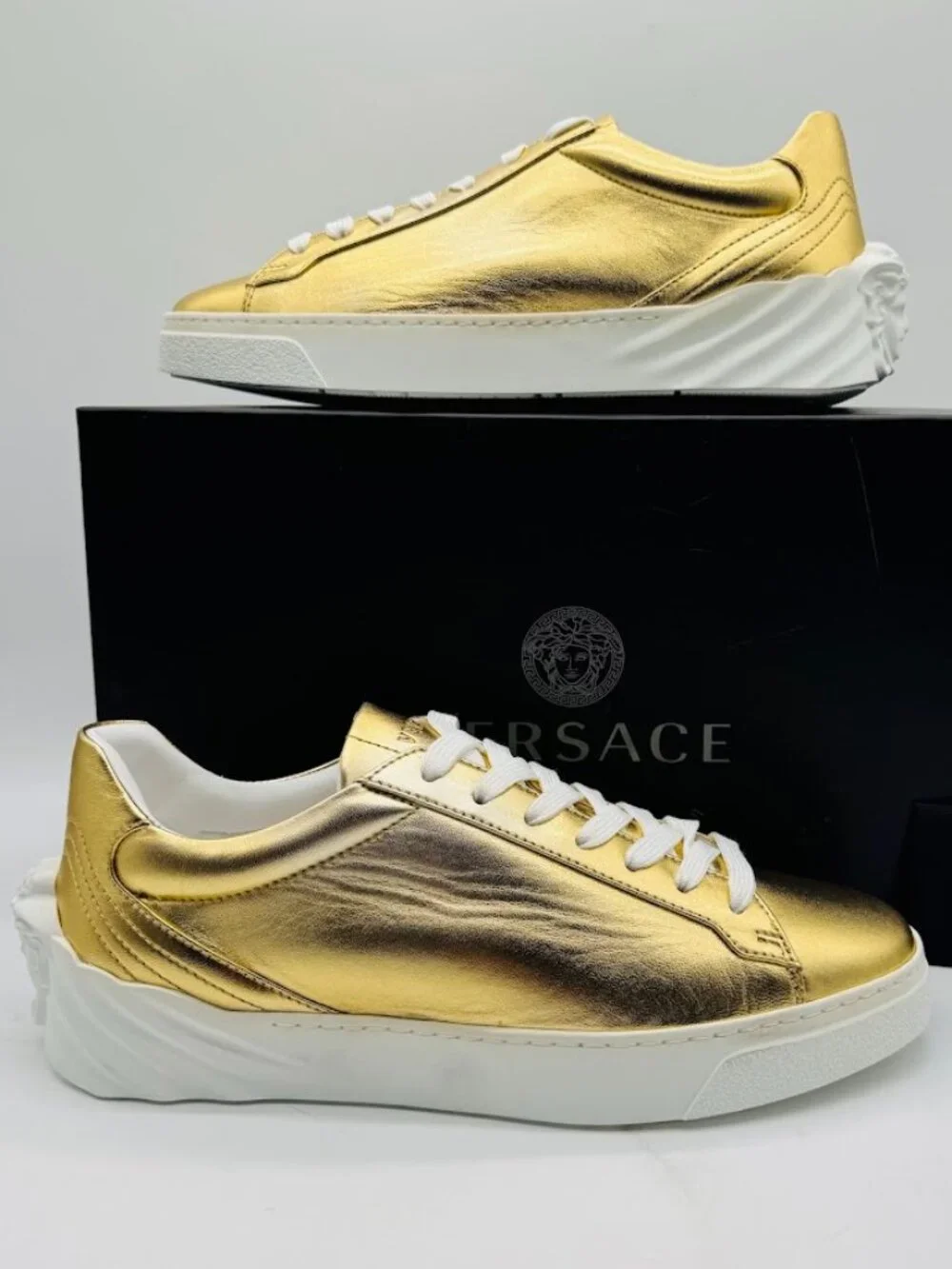 Versace Gold Laminated Nappa Medusa Sneakers Low Top Size 39 – Made in Italy NIB